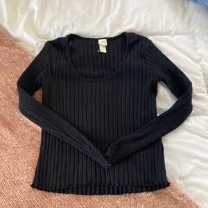 Womens scoop neck lettuce edge top